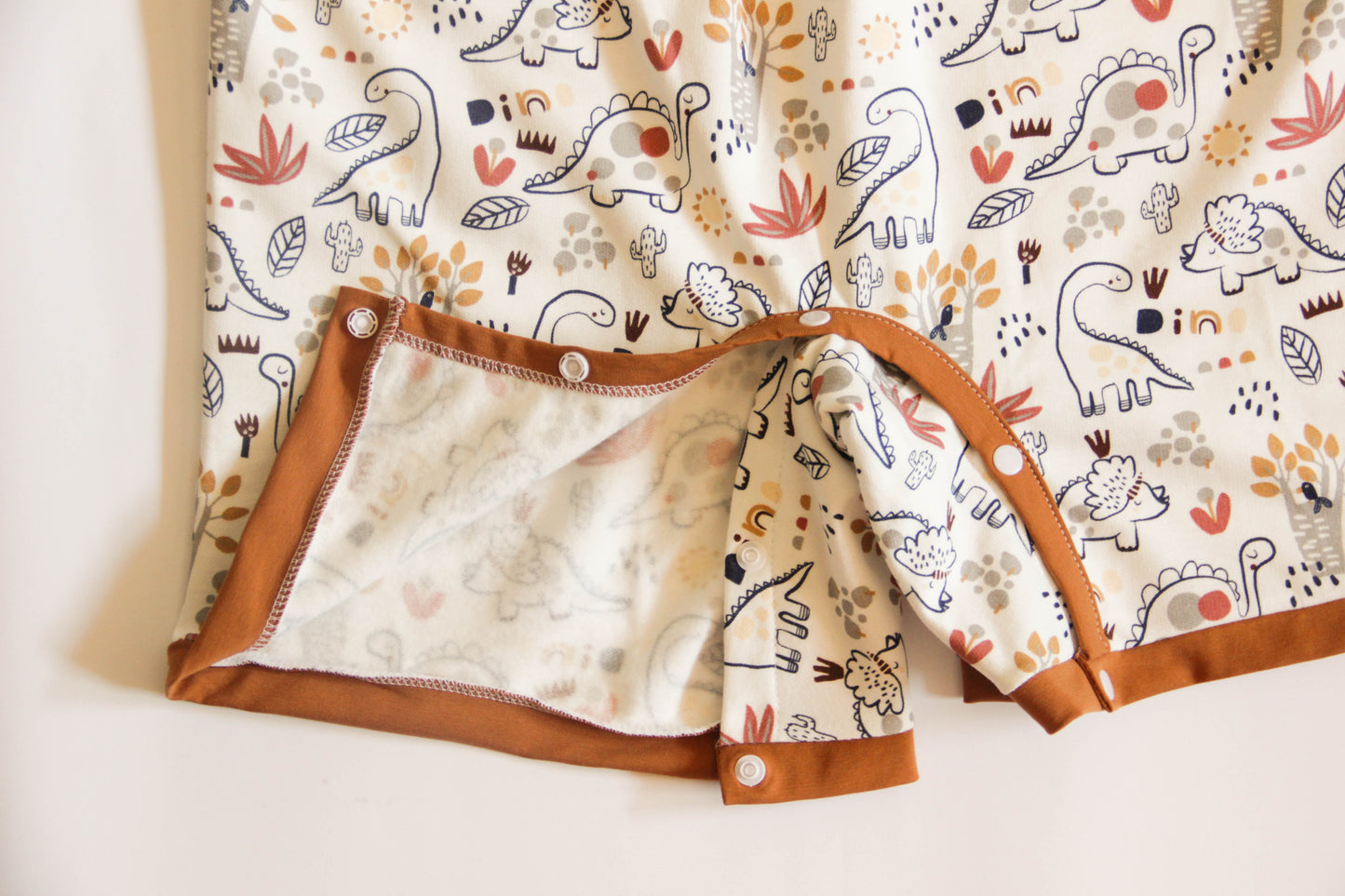 ABDL shorts Dino with access from below