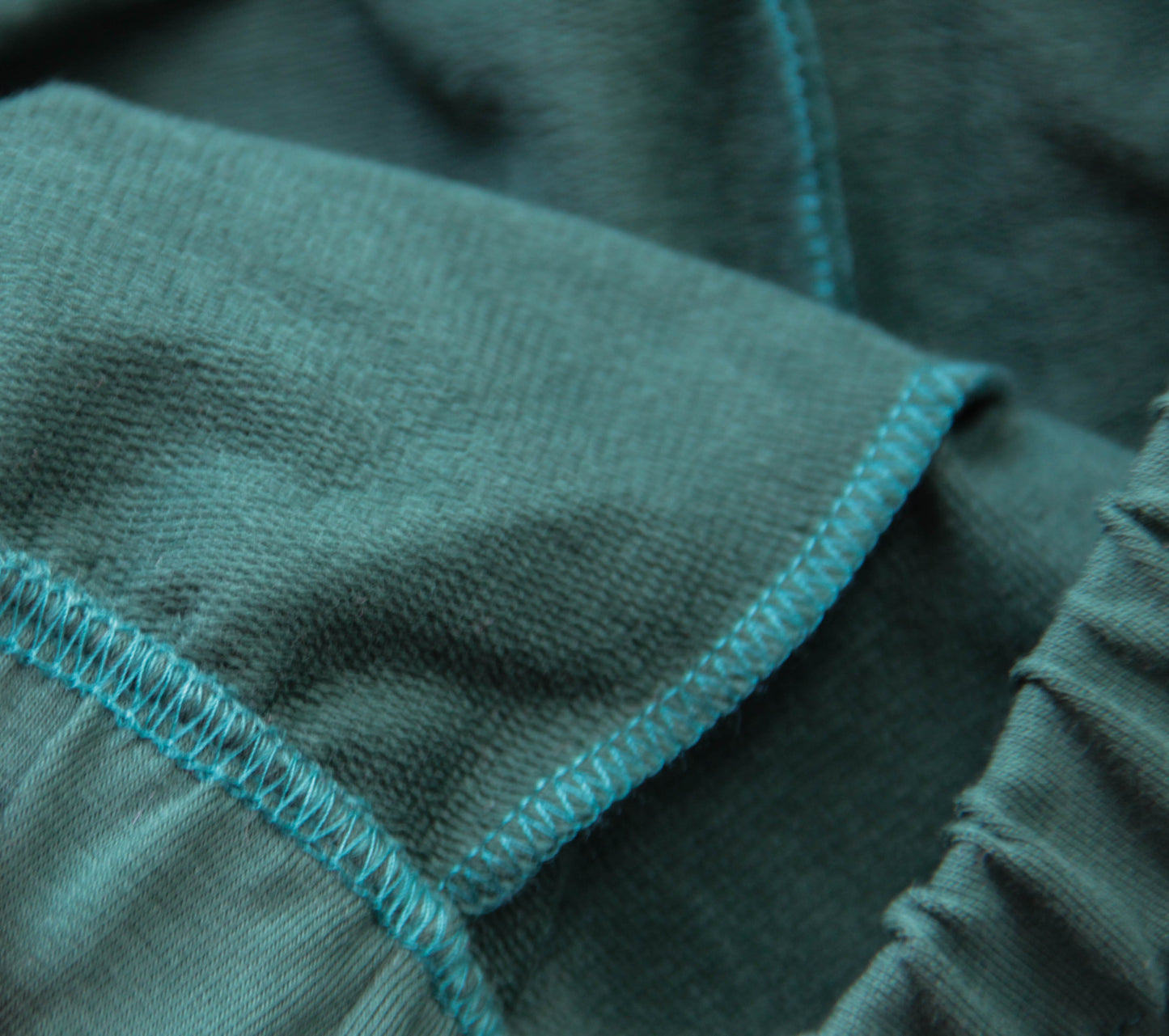 Retro track Shorts for Adults Green