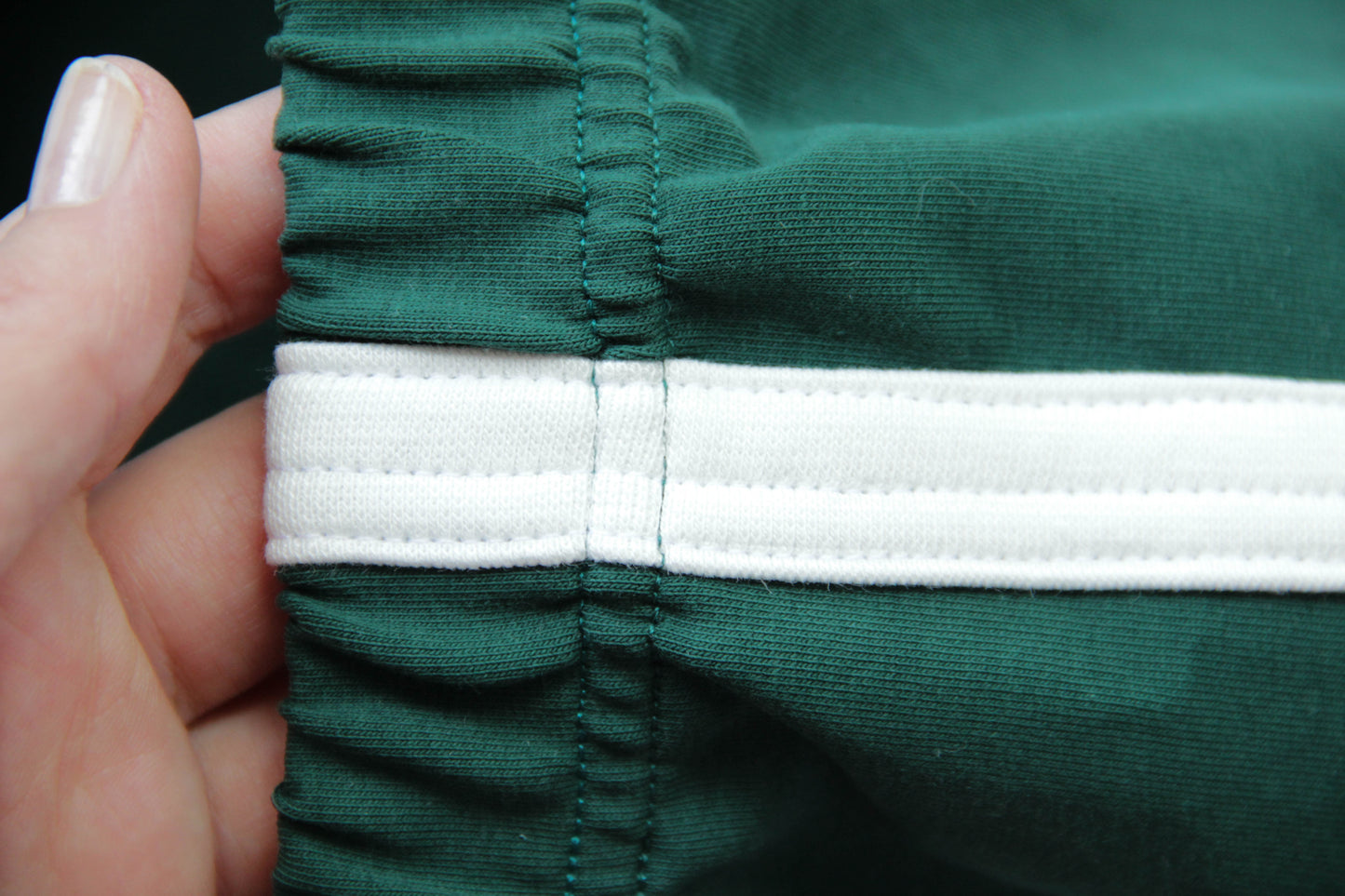 Retro track Shorts for Adults Green