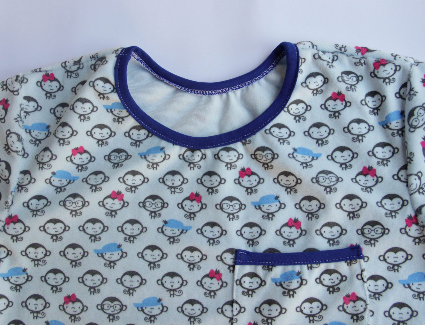 T-shirt and shorts for diaper lovers